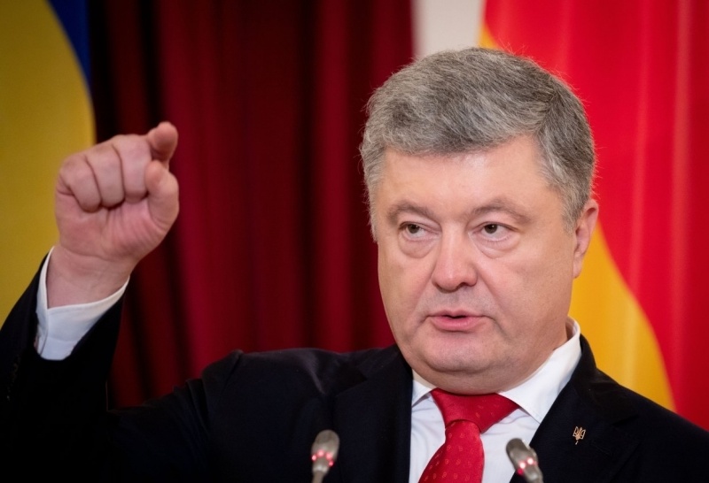 Порошенко: Украина ждет реакции Запада на выборы в Донбассе 
