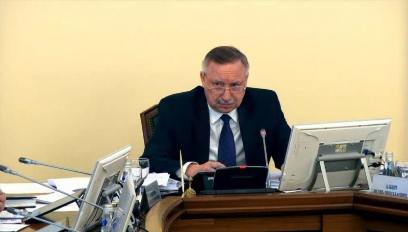 Беглов утвердил изменения в бюджете Петербурга