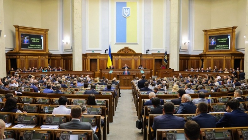 На словах они все за мир: в Киеве осудили заявление депутата Рады о развале Украины