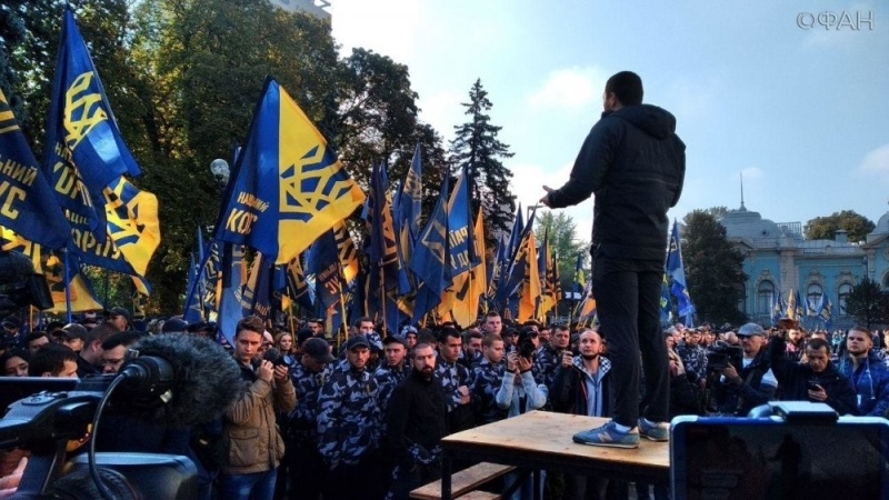 Экс-депутат Рады спрогнозировал «тепловые бунты» на Украине из-за безалаберности Киева