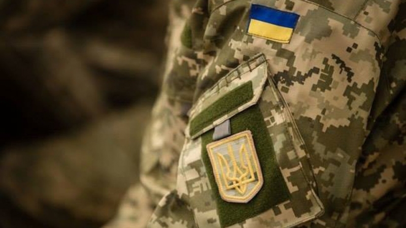 Трое украинских военных подорвались на собственной мине в Донбассе