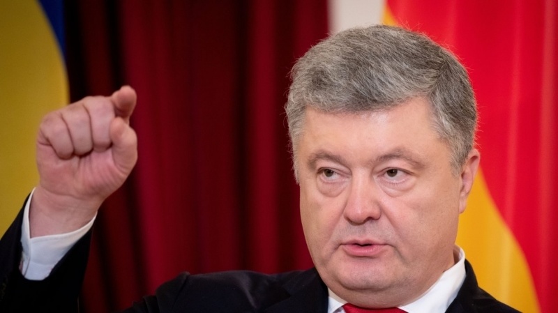 Обман зрения: Порошенко заявил, что на самом деле он поговорил с Трампом в Париже 