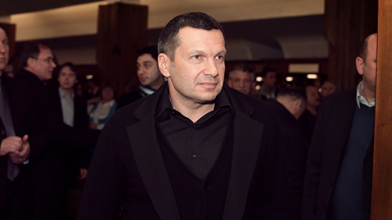 Дорога с двусторонним движением:  Соловьев отреагировал на слова чиновницы о молодежи и  государстве