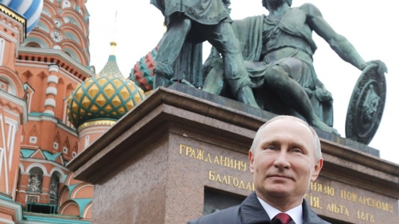 Путин примет участие в праздновании Дня народного единства в Москве