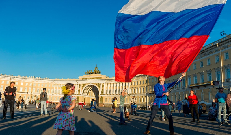 День государственного флага России 2021: какого числа, история и традиции праздника