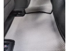 Инженерная мысль в деталях: экспертный анализ автомобильных ковриков из материала ЭВА